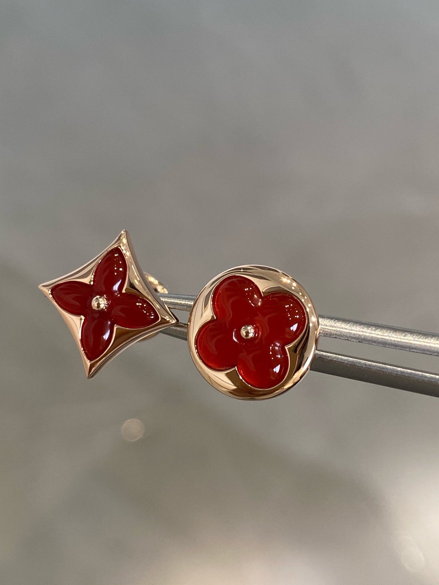[Psychic Jewelrys]STAR AND SUN PINK GOLD CARNELIAN STUD EARRINGS