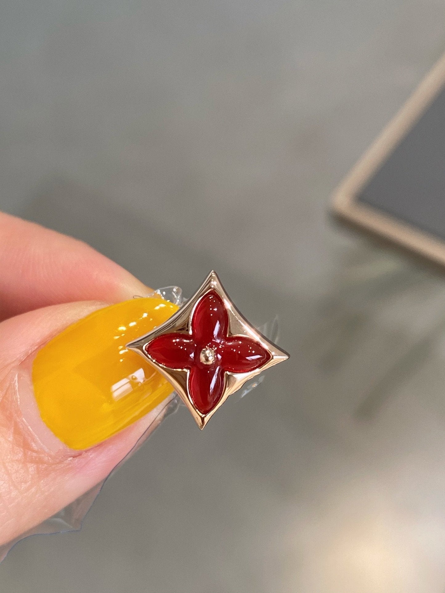 [Psychic Jewelrys]STAR AND SUN PINK GOLD CARNELIAN STUD EARRINGS
