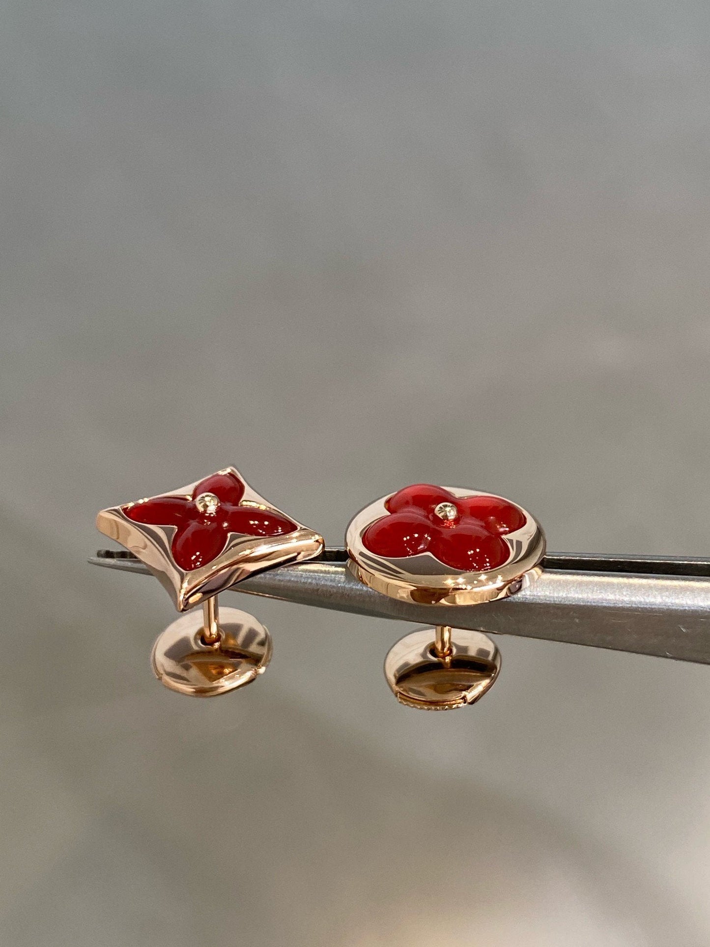 [Psychic Jewelrys]STAR AND SUN PINK GOLD CARNELIAN STUD EARRINGS