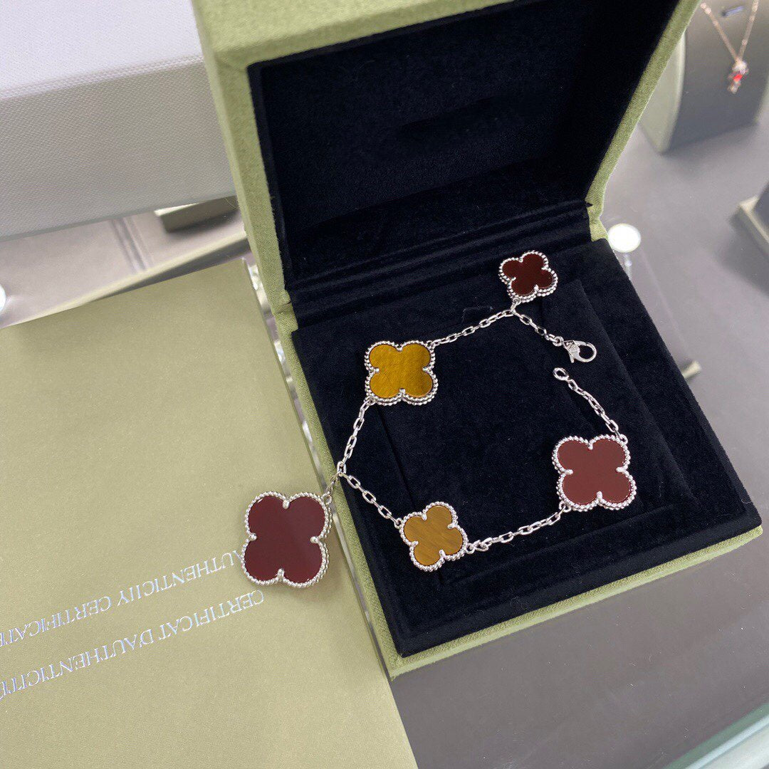 [Psychic Jewelrys]CLOVER 5 MOTIFS SIVLER CARNELIAN TIGER EYE BRACELET