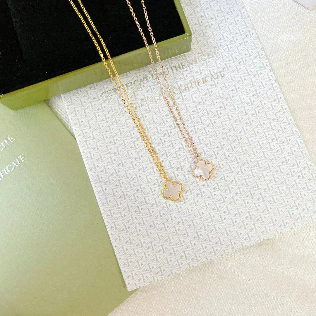 [Psychic Jewelrys]CLOVER MINI 9.5MM WHITE MOTHER-OF-PEARL NECKLACE