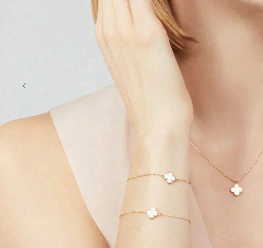 [Psychic Jewelrys]CLOVER MINI 9.5MM WHITE MOTHER-OF-PEARL NECKLACE