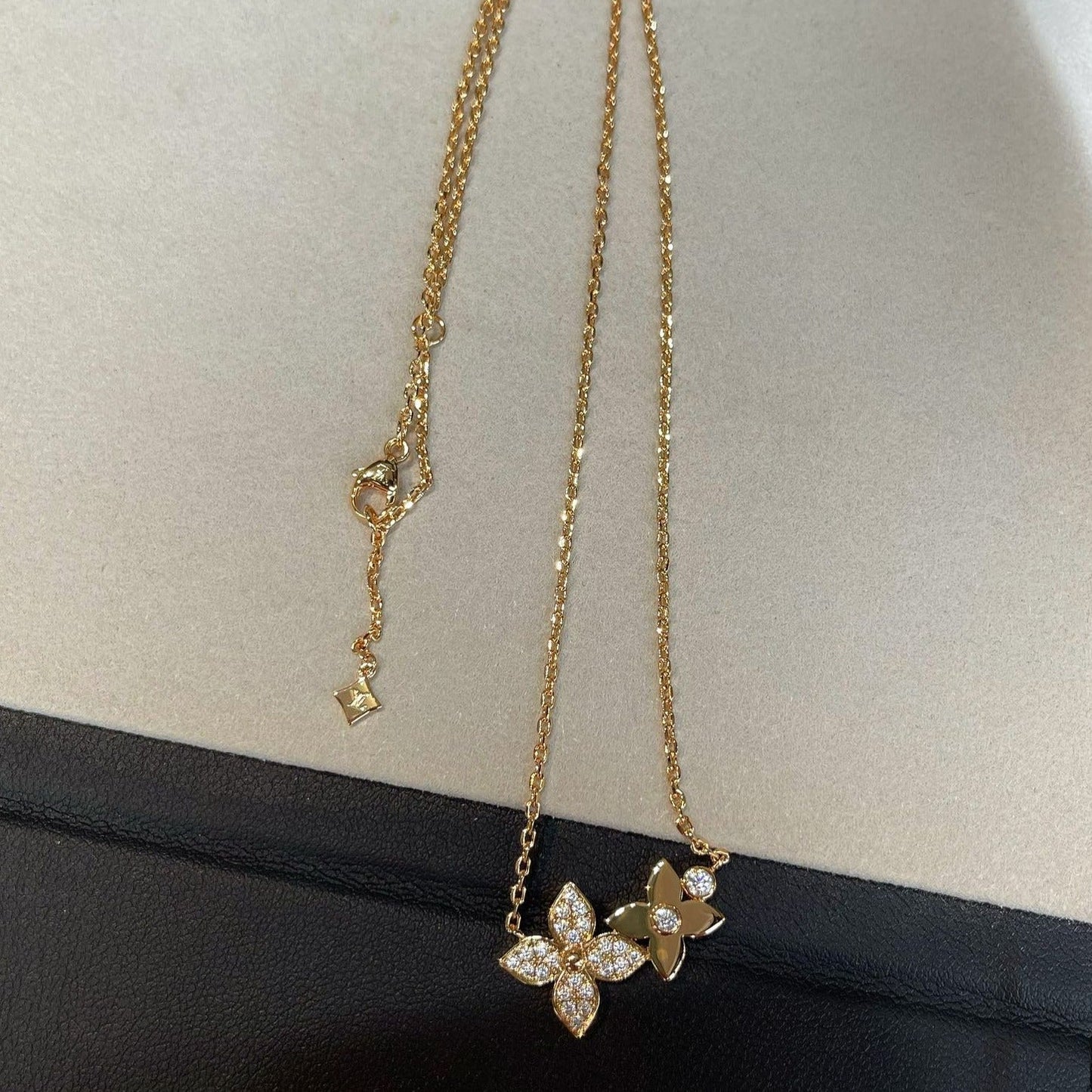 [Psychic Jewelrys]STAR BLOSSOM NECKLACE PINK GOLD DIAMONDS