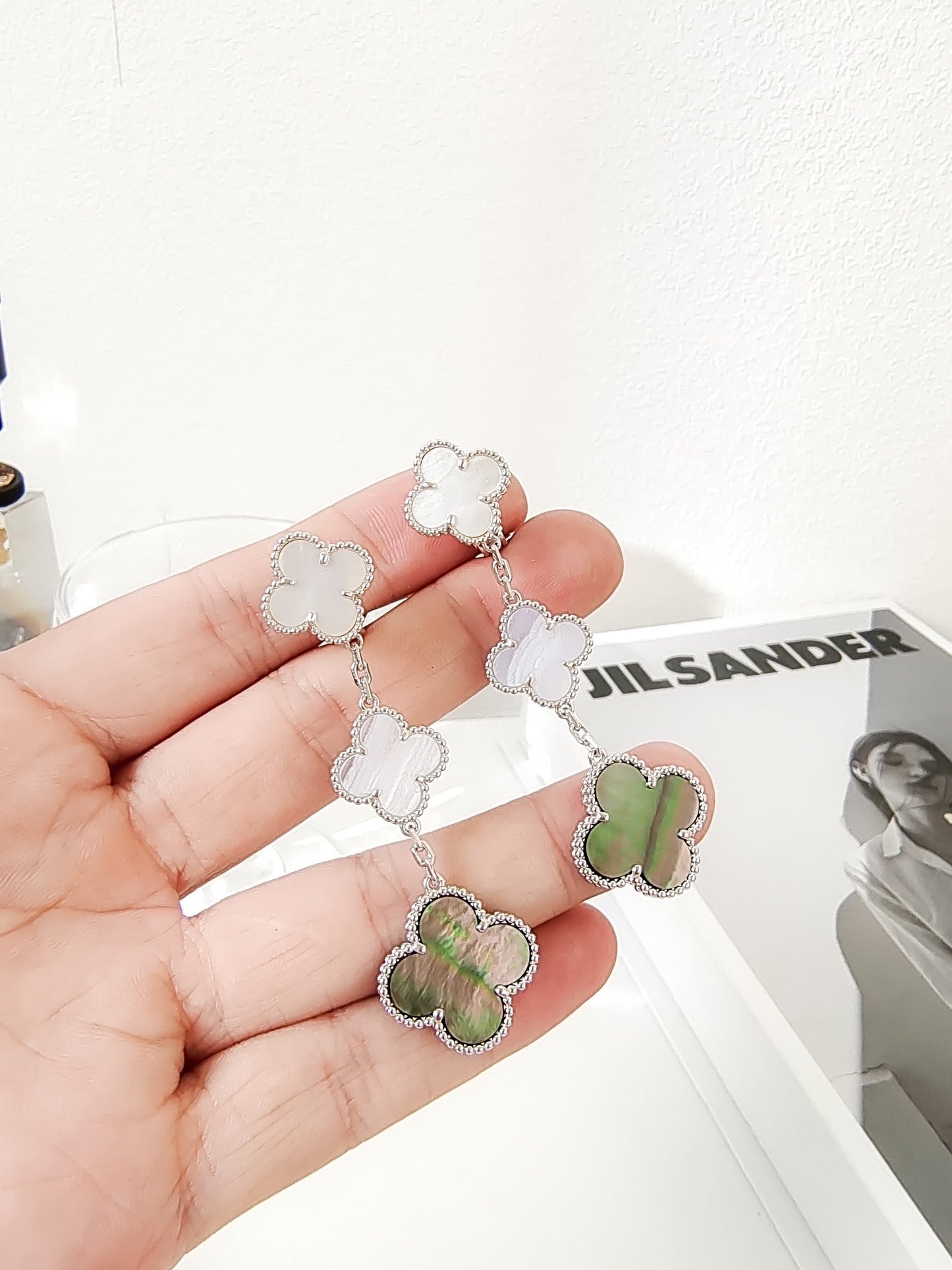 [Psychic Jewelrys]CLOVER 3 MOTIFS CHALCEDONY DARK MOP SILVER EARRINGS