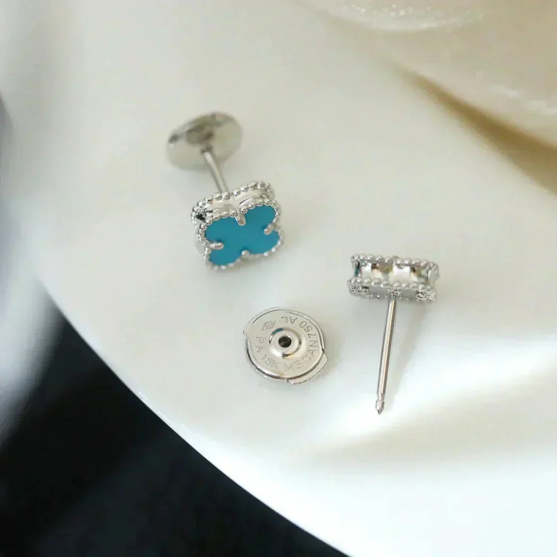 [Psychic Jewelrys]CLOVER MINI 9.5MM ONYX STUD EARRINGS SILVER