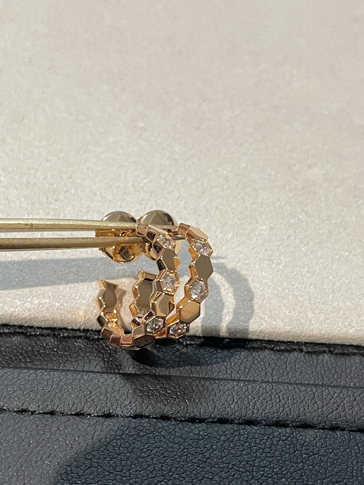 [Psychic Jewelrys]Hollow Design Four-Leaf Clover Flower Shape Ring