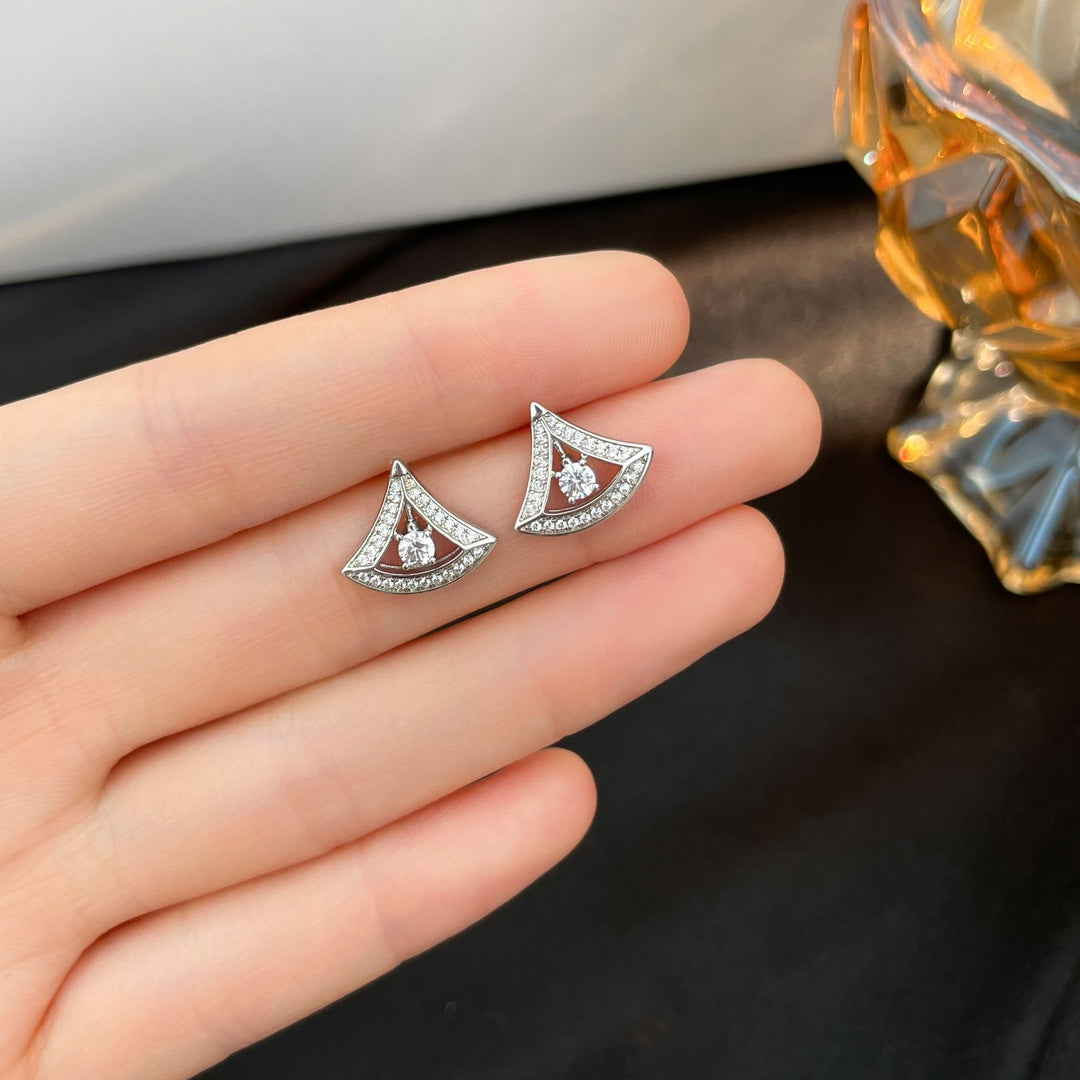 [Psychic Jewelrys]DREAM MINI DIAMOND STUD EARRINGS
