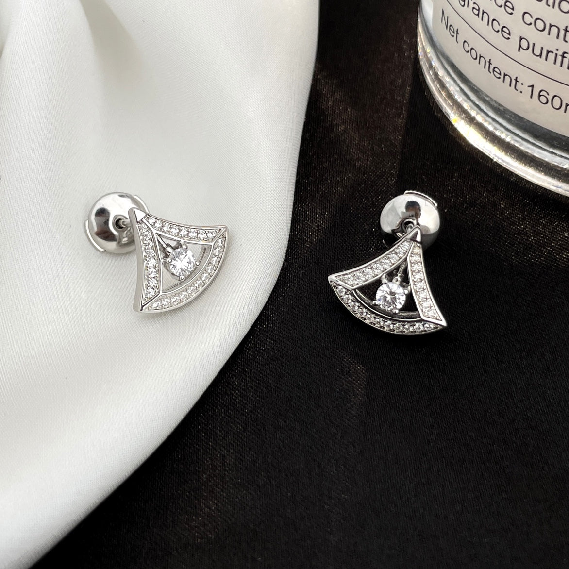 [Psychic Jewelrys]DREAM MINI DIAMOND STUD EARRINGS
