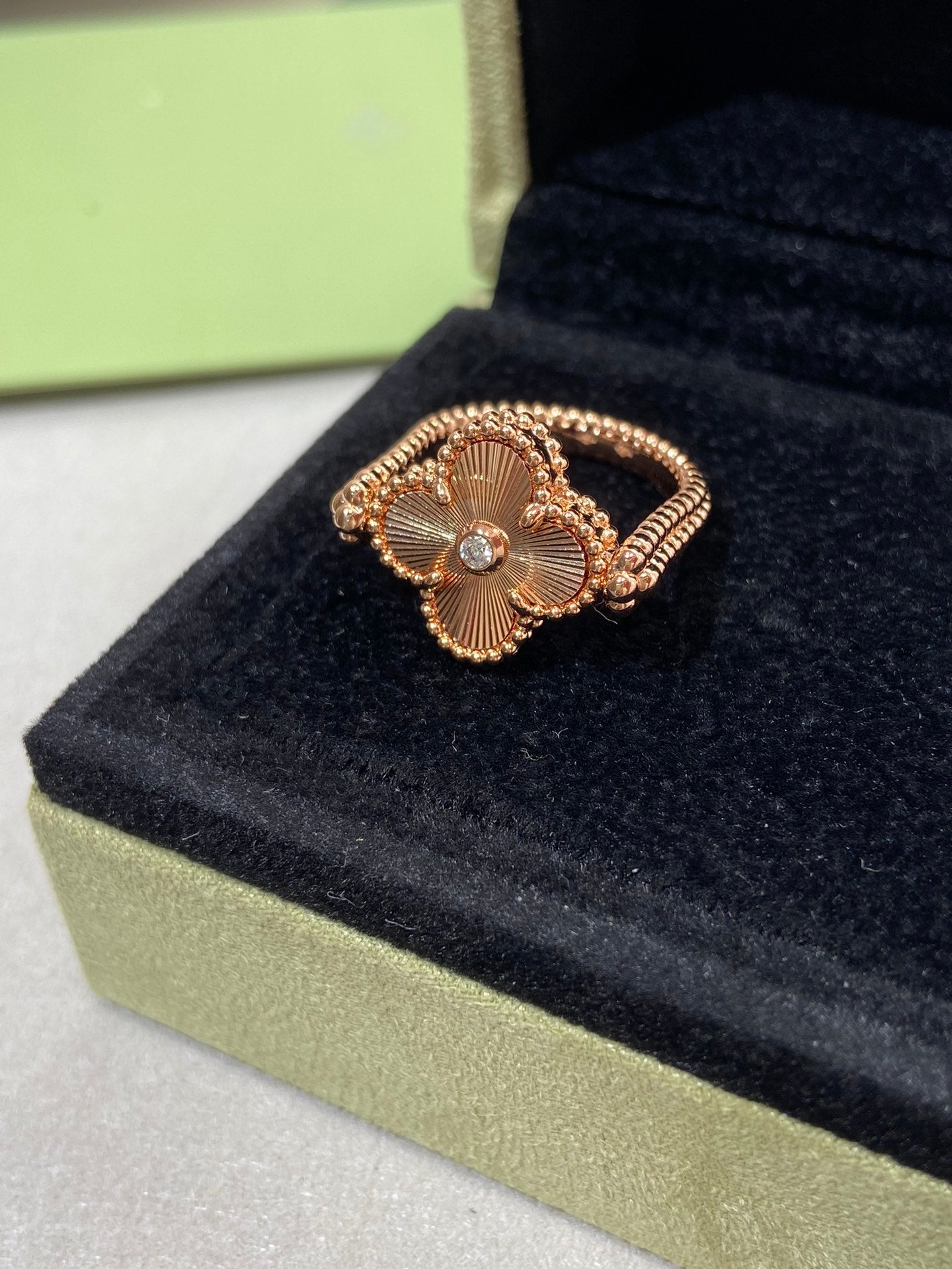 [Psychic Jewelrys]CLOVER RIVERSIBLE ROSE GOLD RING