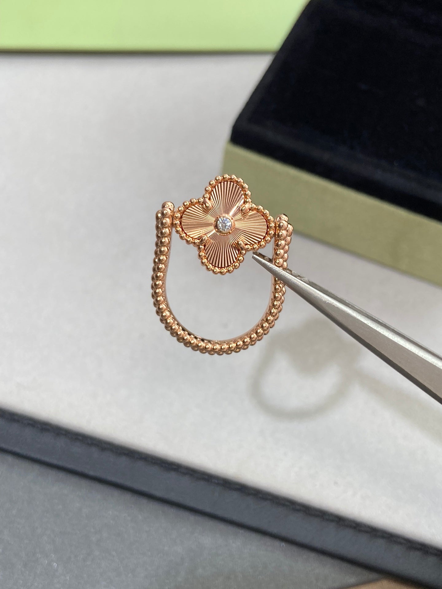 [Psychic Jewelrys]CLOVER RIVERSIBLE ROSE GOLD RING
