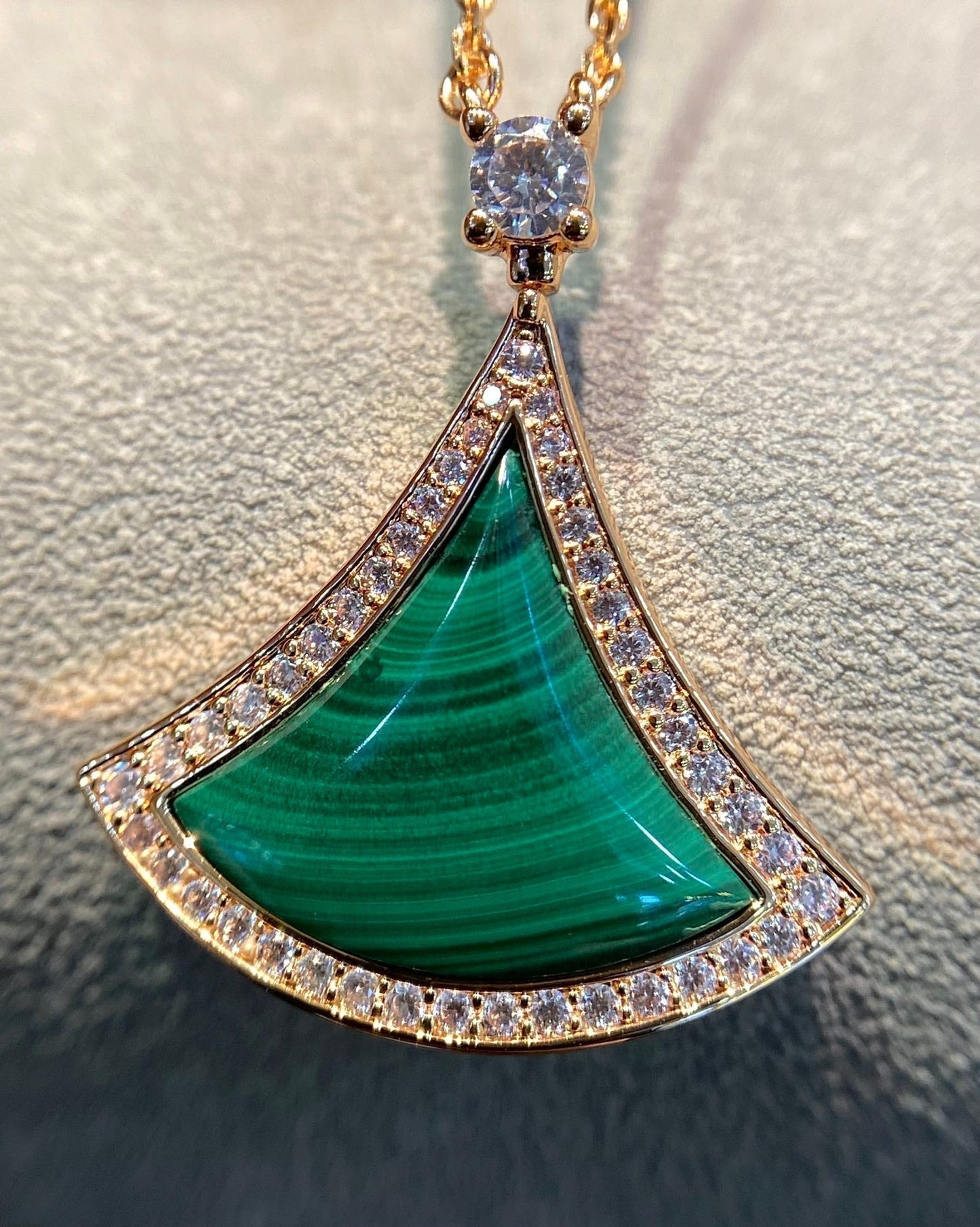 [Psychic Jewelrys]DREAM MALACHITE DIAMOND PAVED PINK GOLD NECKLACE