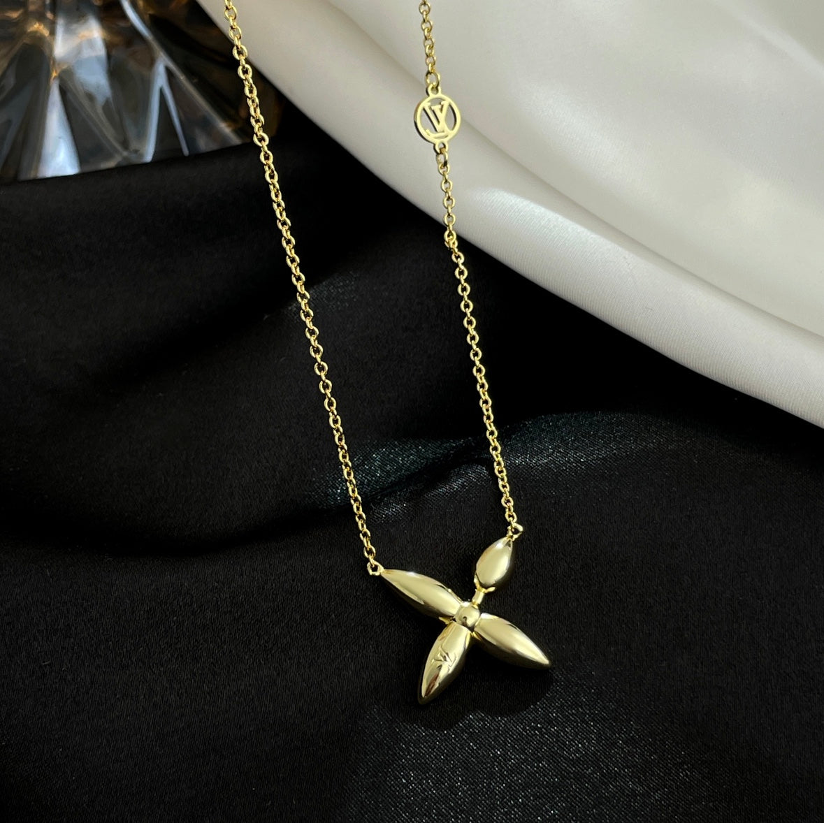 [Psychic Jewelrys]LOUISETTE GOLD NECKLACE