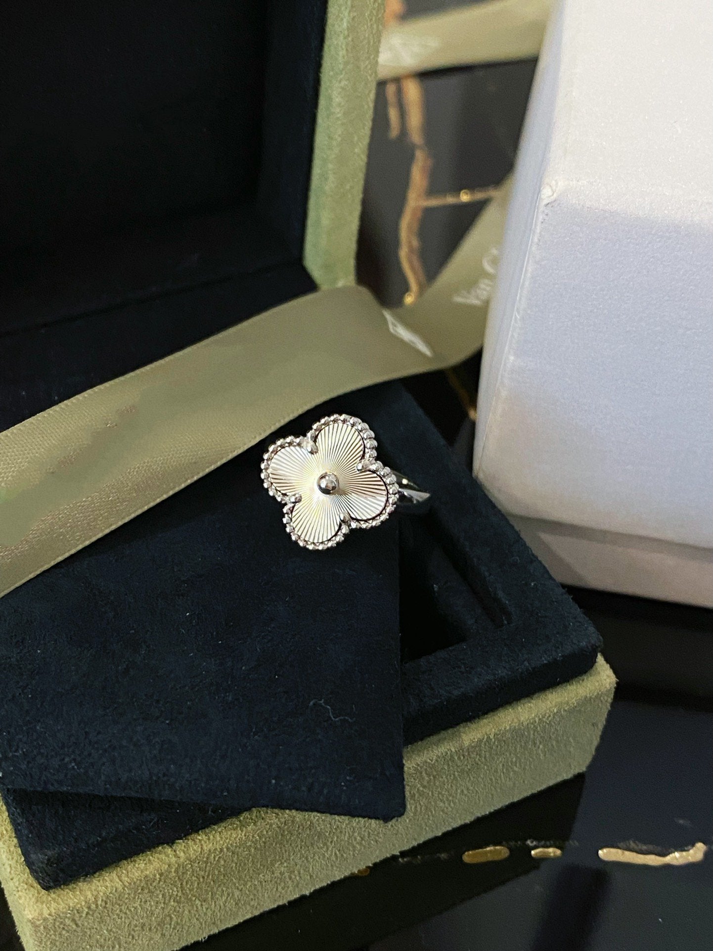 [Psychic Jewelrys]CLOVER SILVER RING