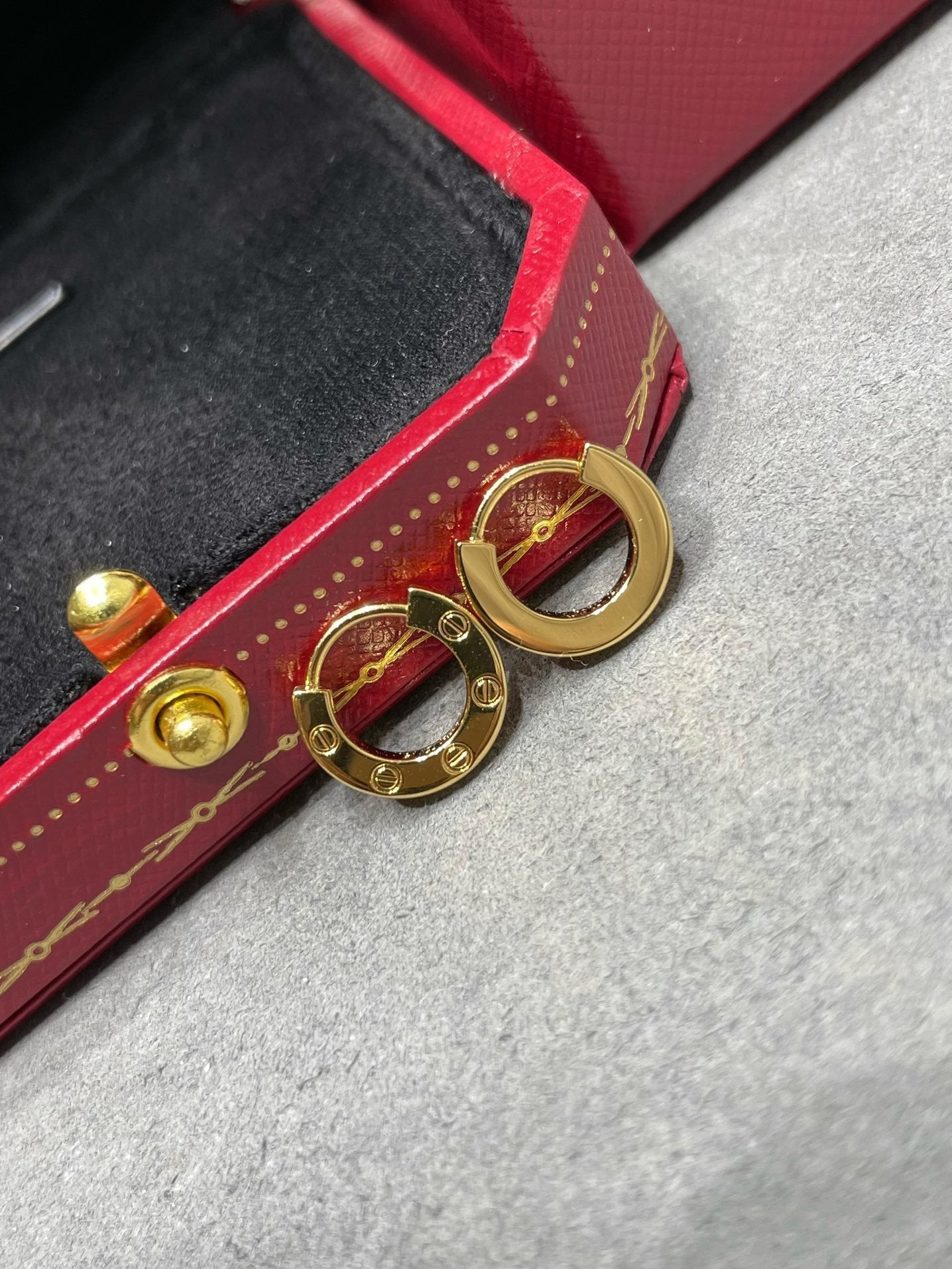 [Psychic Jewelrys]LOVE MINI EARRINGS