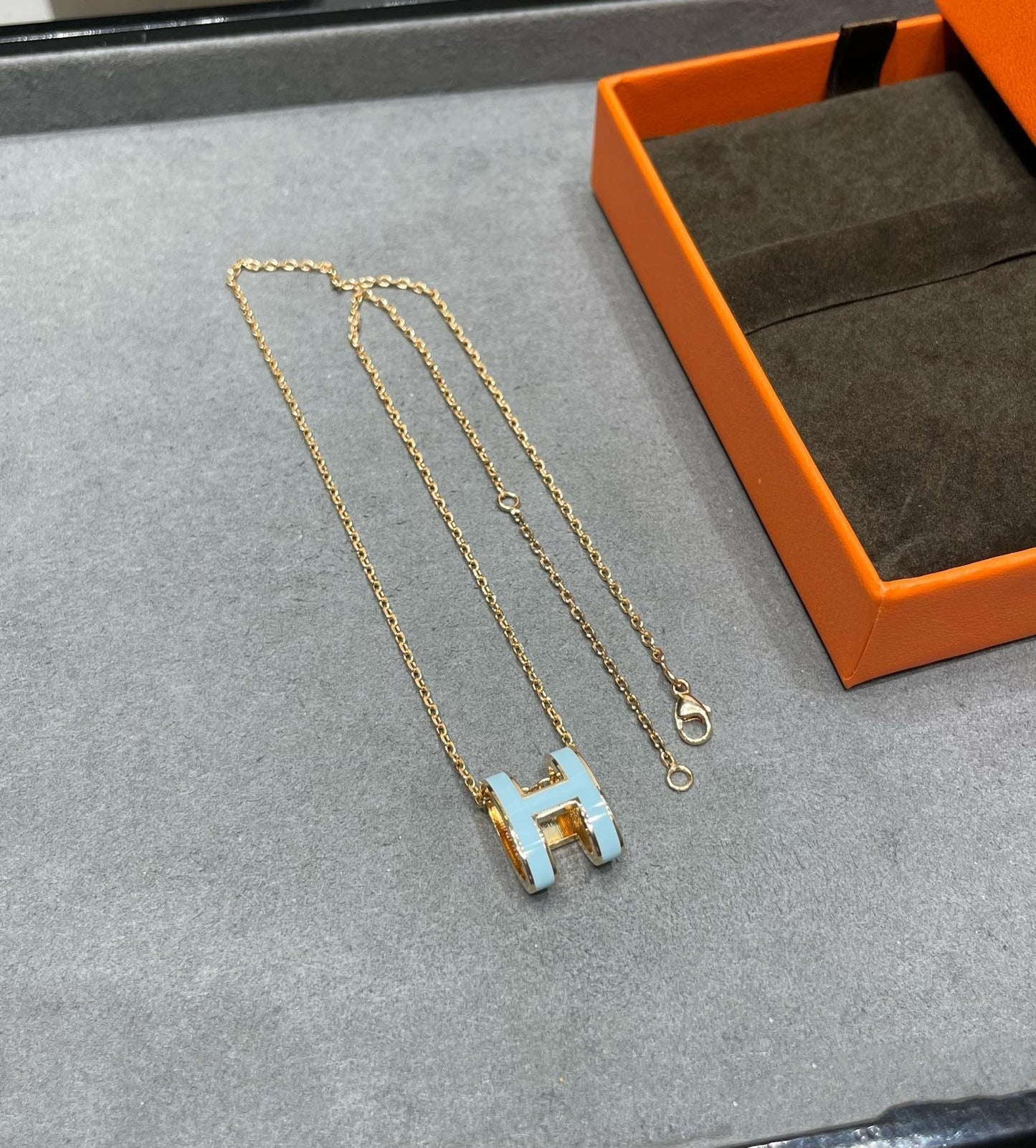 [Psychic Jewelrys]POP H SKY BLUE NECKLACE