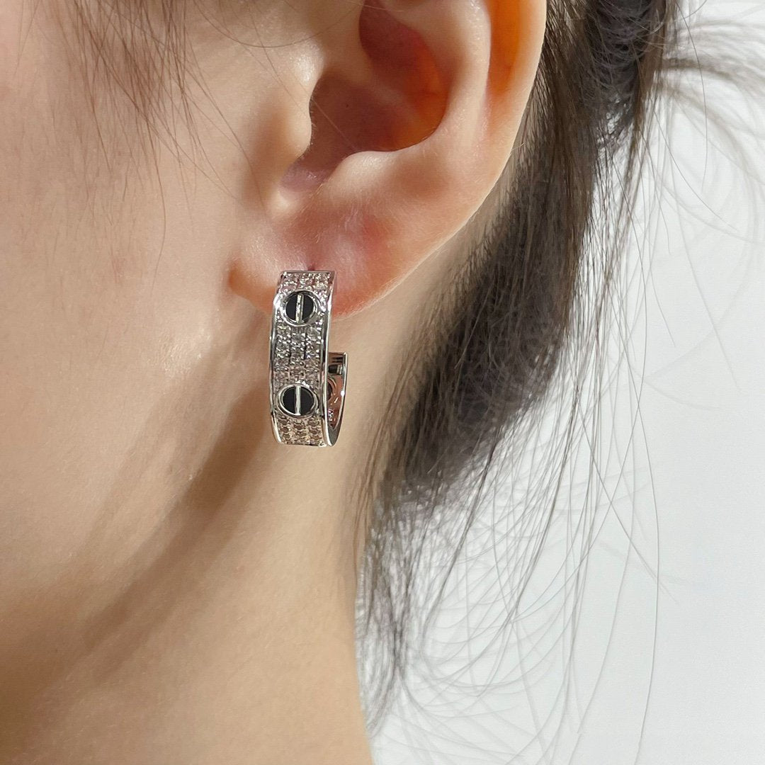 [Psychic Jewelrys]LOVE CERAMIC DIAMOND PAVED SILVER EARRINGS