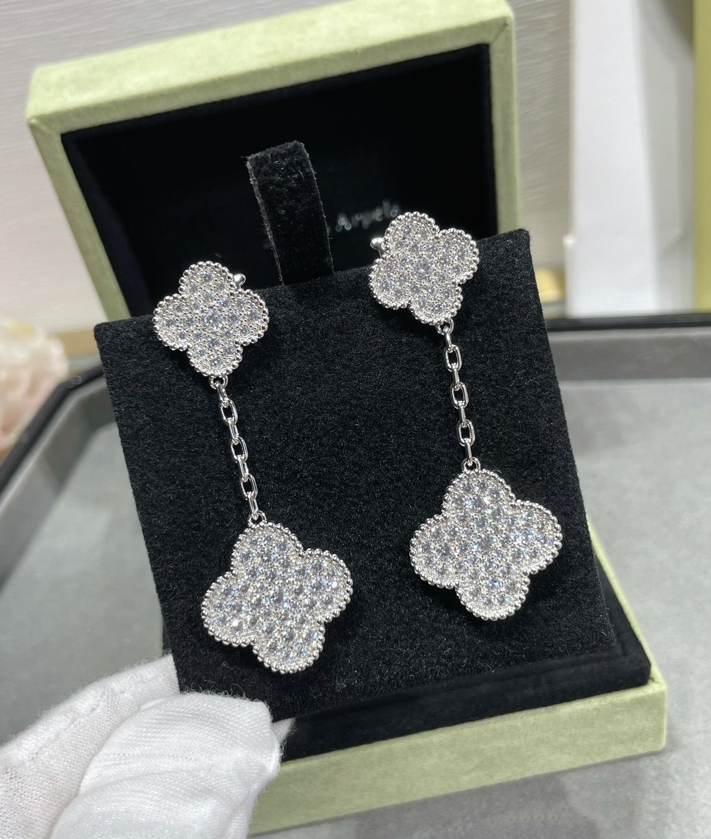 [Psychic Jewelrys]CLOVER 2 MOTIFS DIAMOND PAVED SILVER EARRINGS
