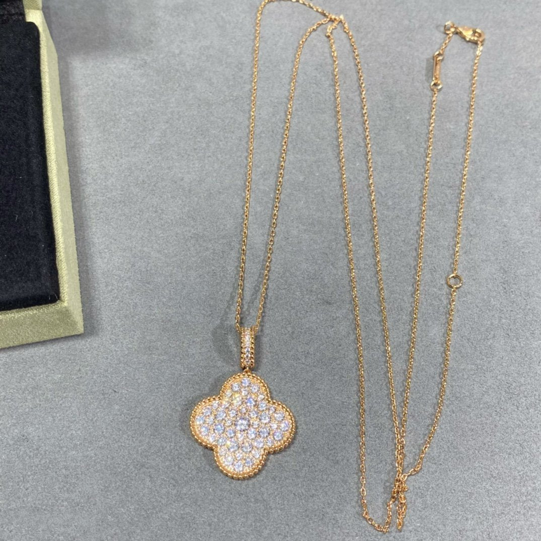 [Psychic Jewelrys]CLOVER 25MM LARGE PEDANT DIAMOND PAVED LONG NECKLACE