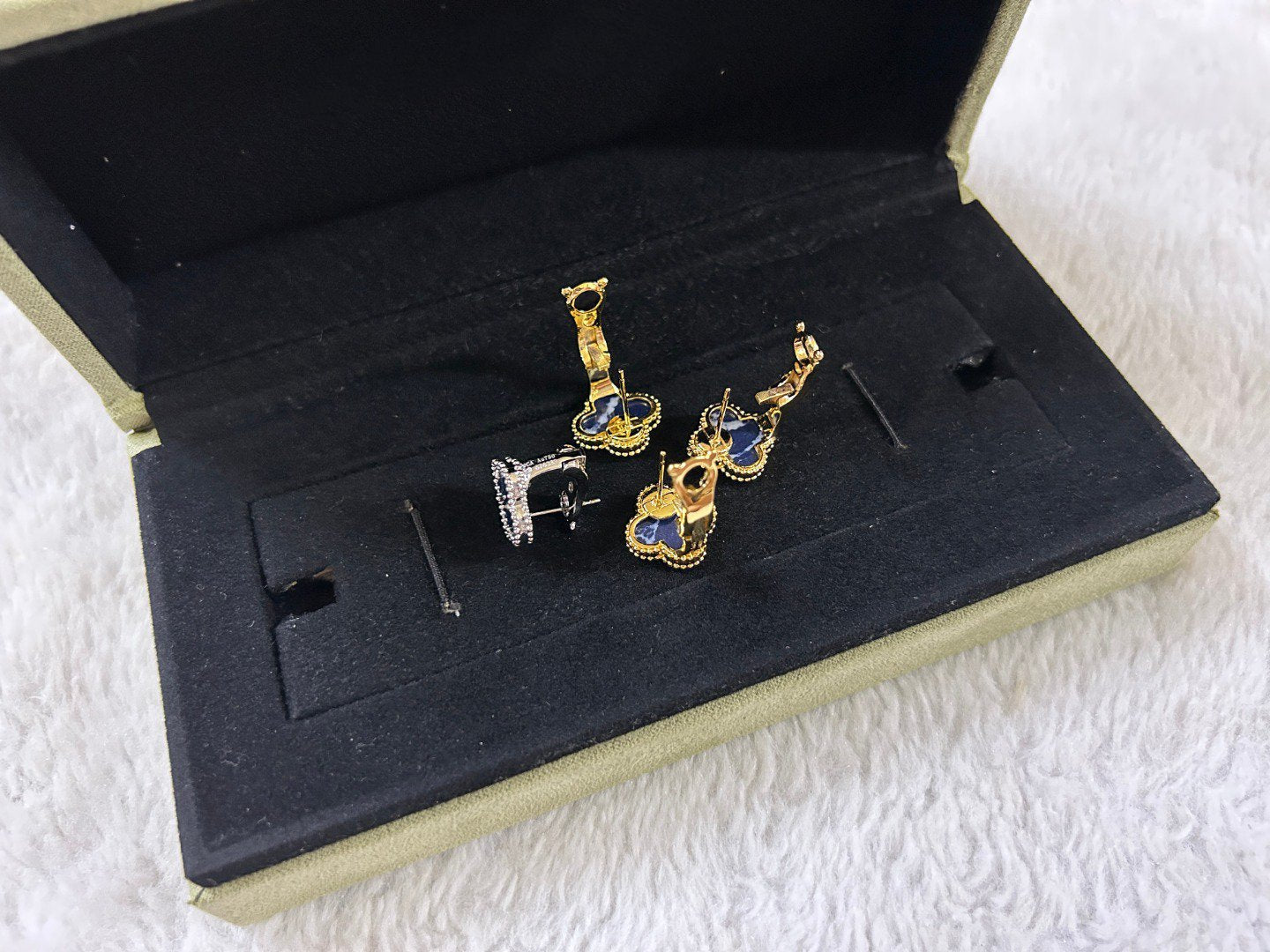 [Psychic Jewelrys]CLOVER PIETERSITE MEDIUM STUD EARRINGS