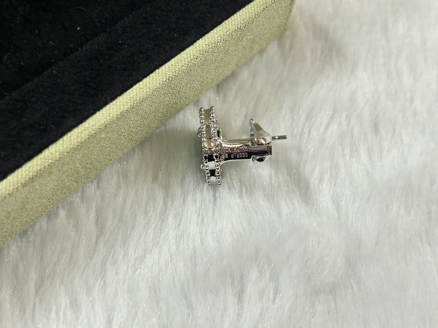 [Psychic Jewelrys]CLOVER PIETERSITE MEDIUM STUD EARRINGS