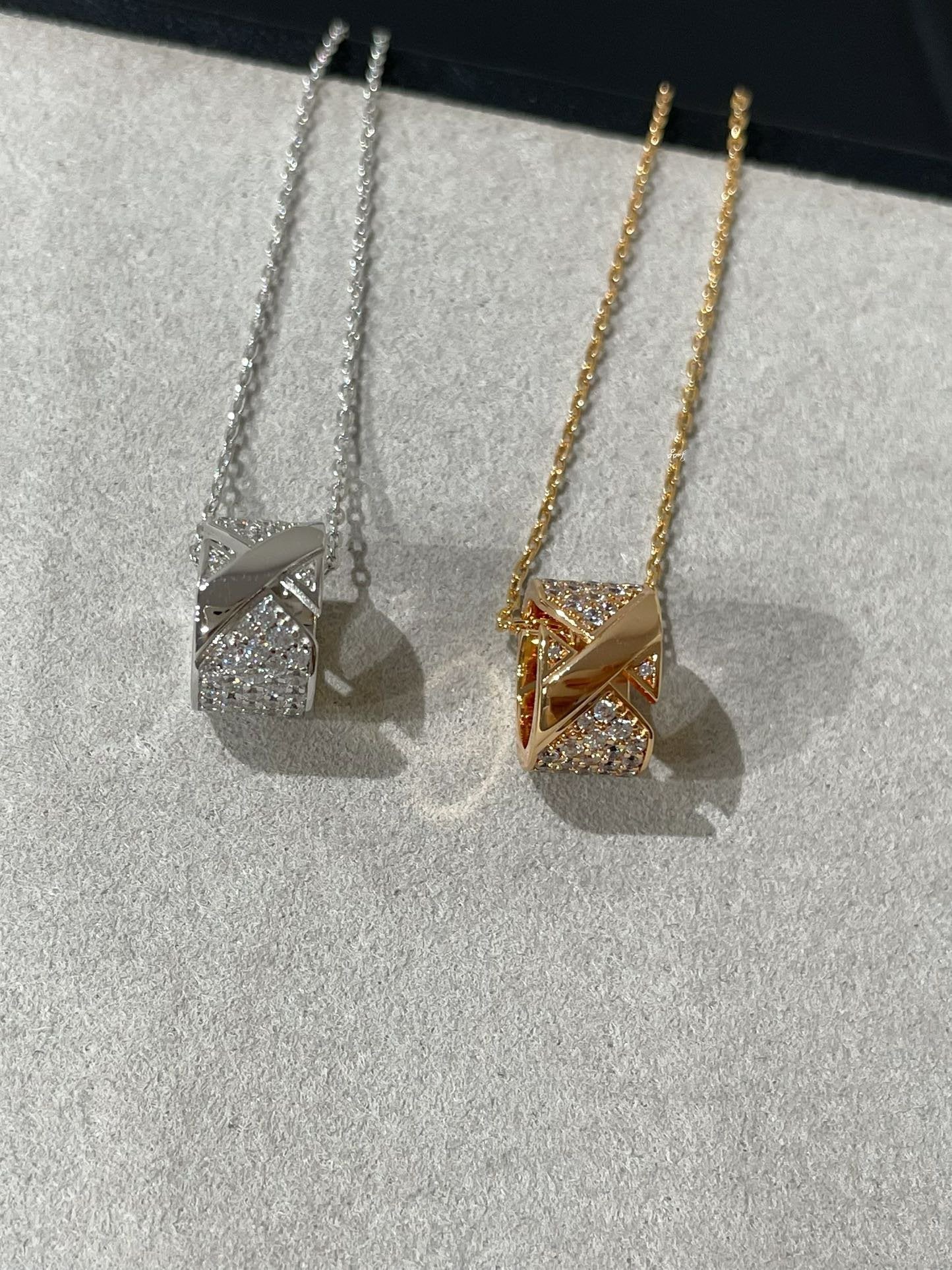 [Psychic Jewelrys]LIENS EVIDENCE DIAMOND PAVED NECKLACE