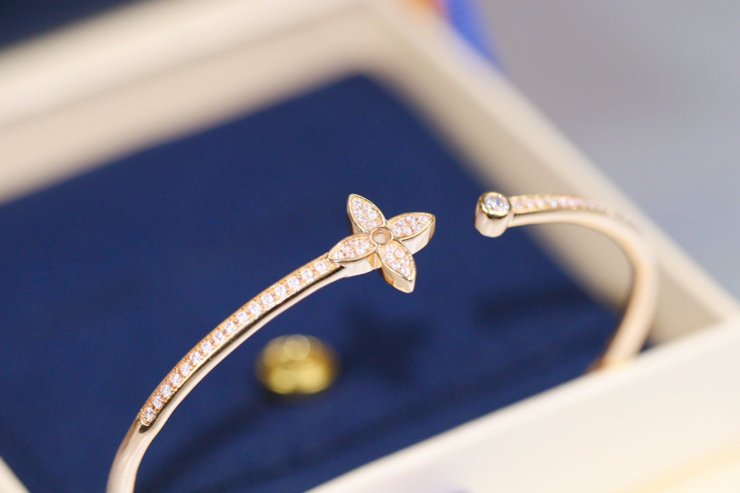 [Psychic Jewelrys]IDYLLE PINK GOLD OPEN BRACELET DIAMOND PAVED