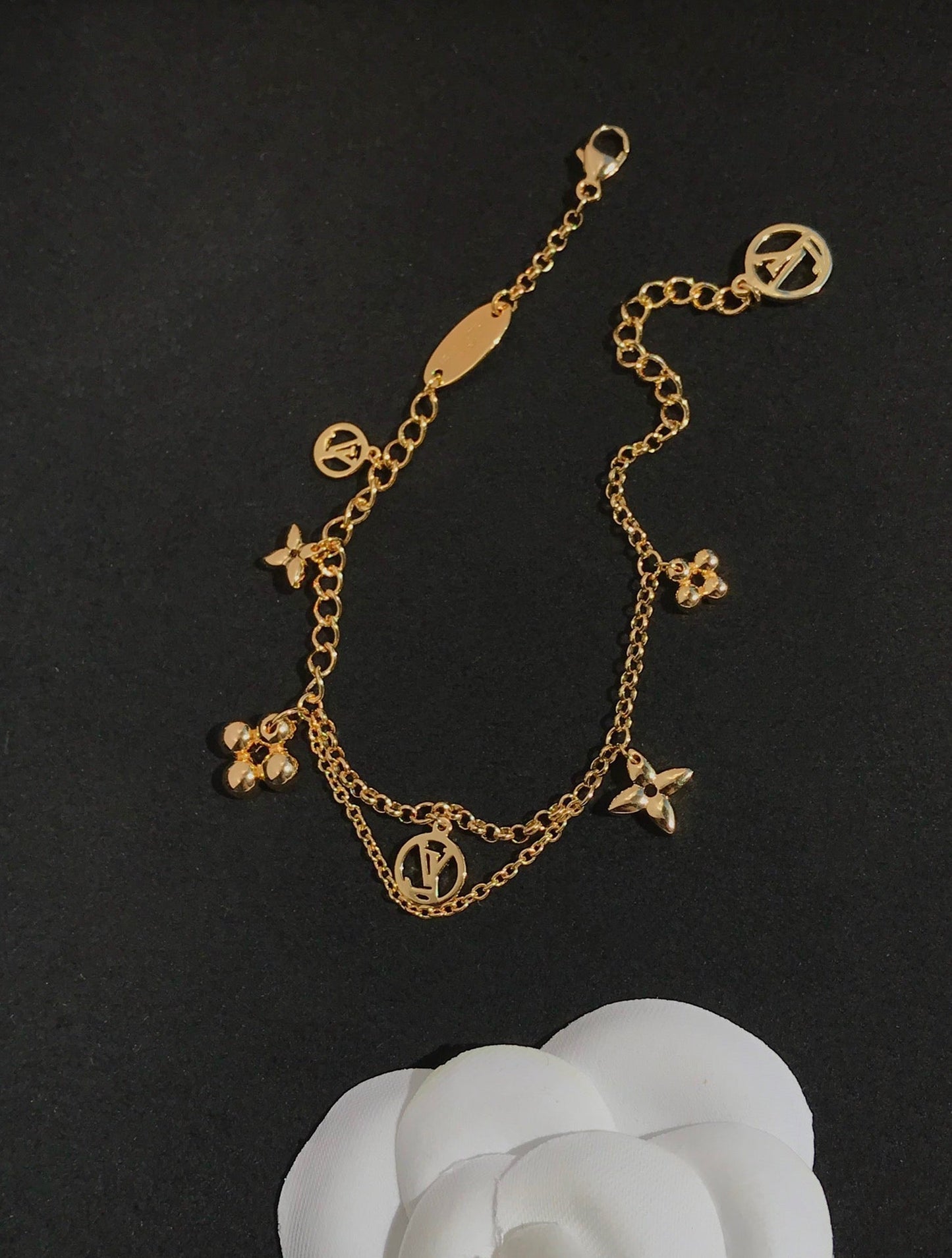 [Psychic Jewelrys]BLOOMING PINK GOLD MOP BRACELET