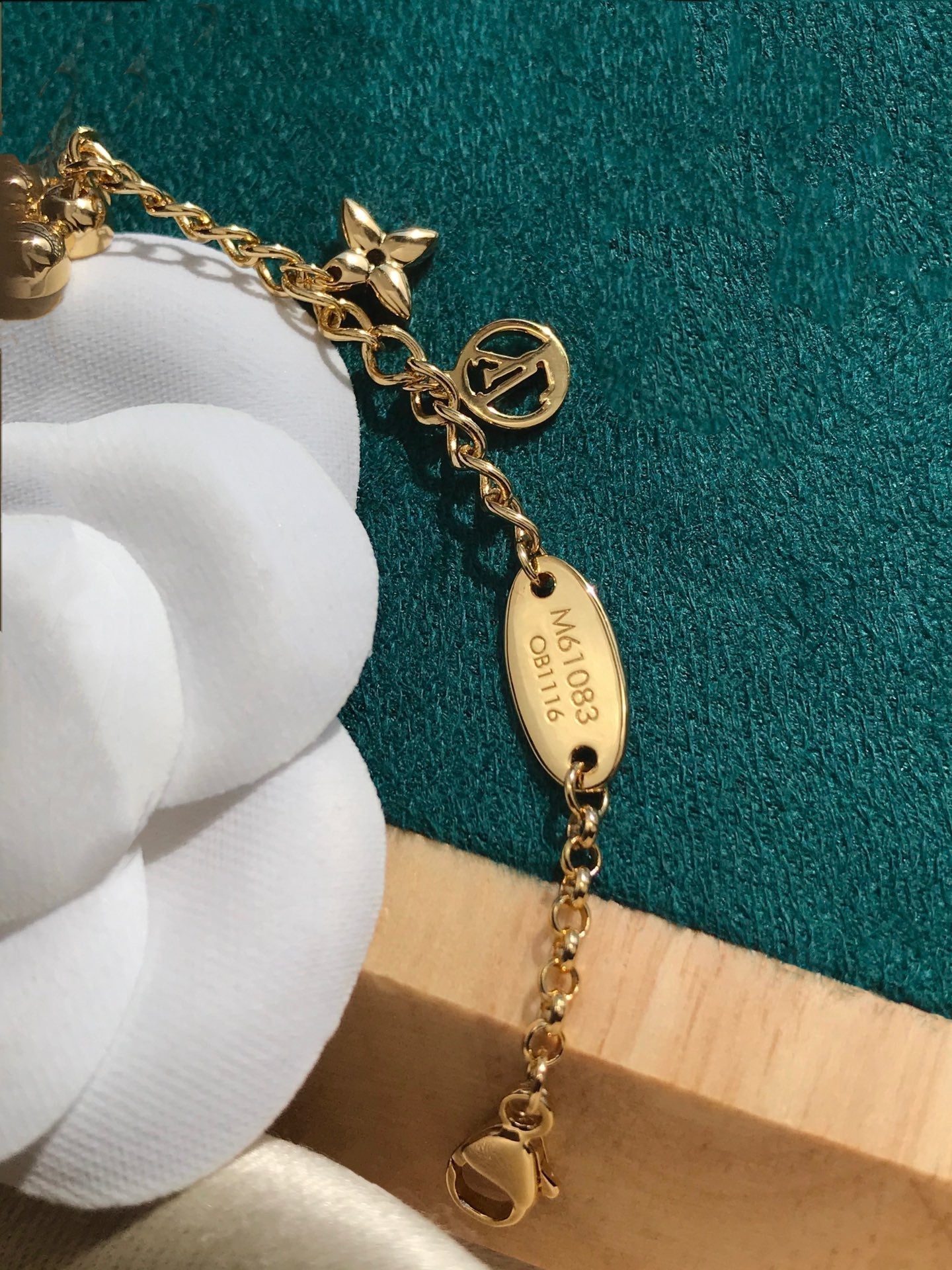 [Psychic Jewelrys]BLOOMING PINK GOLD MOP BRACELET