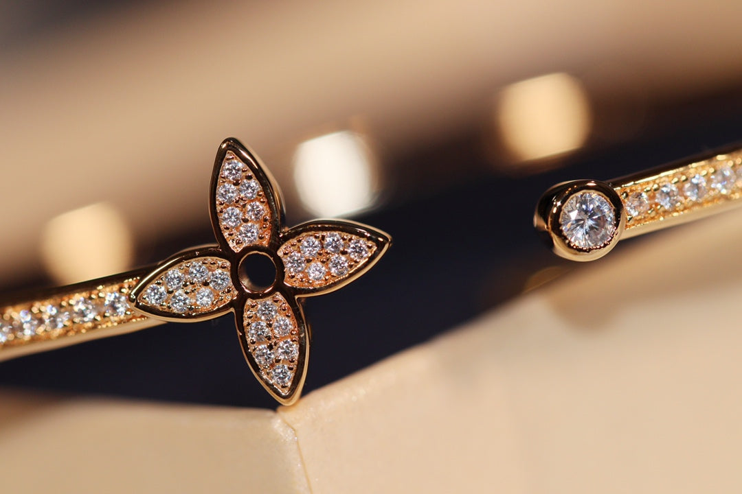 [Psychic Jewelrys]IDYLLE GOLD OPEN BRACELET DIAMOND PAVED
