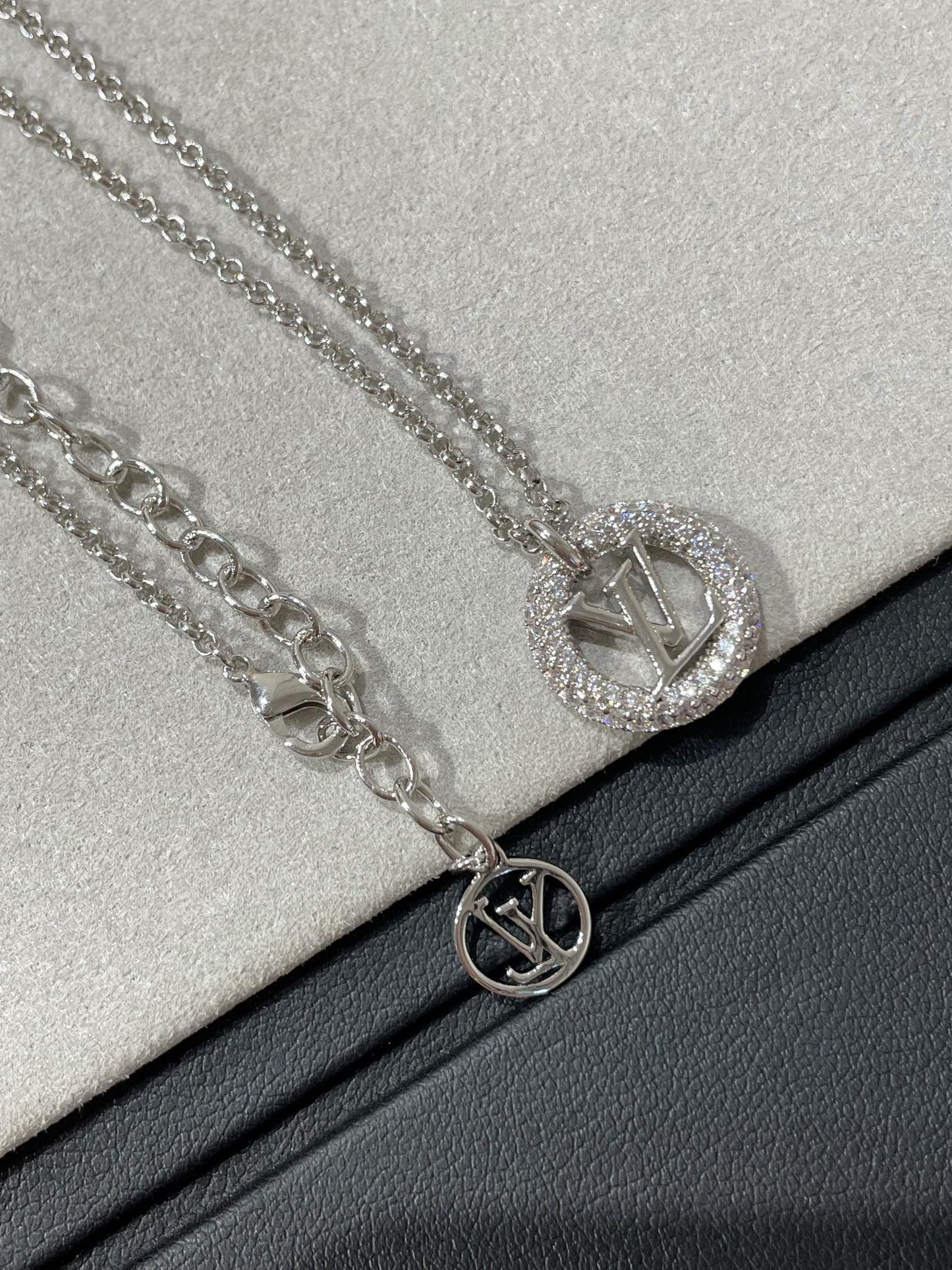 [Psychic Jewelrys]BY NIGHT DIAMOND PAVED NECKLACE