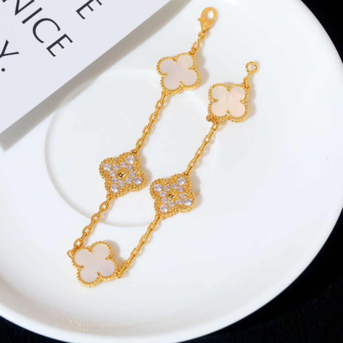 [Psychic Jewelrys]CLOVER BRACELET 5 MOTIF WHITE MOP DIAMOND