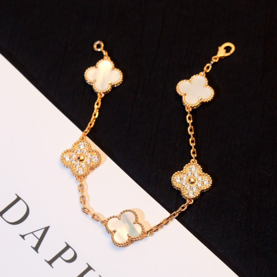 [Psychic Jewelrys]CLOVER BRACELET 5 MOTIF WHITE MOP DIAMOND