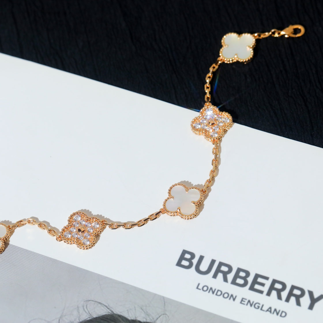[Psychic Jewelrys]CLOVER BRACELET 5 MOTIF WHITE MOP DIAMOND