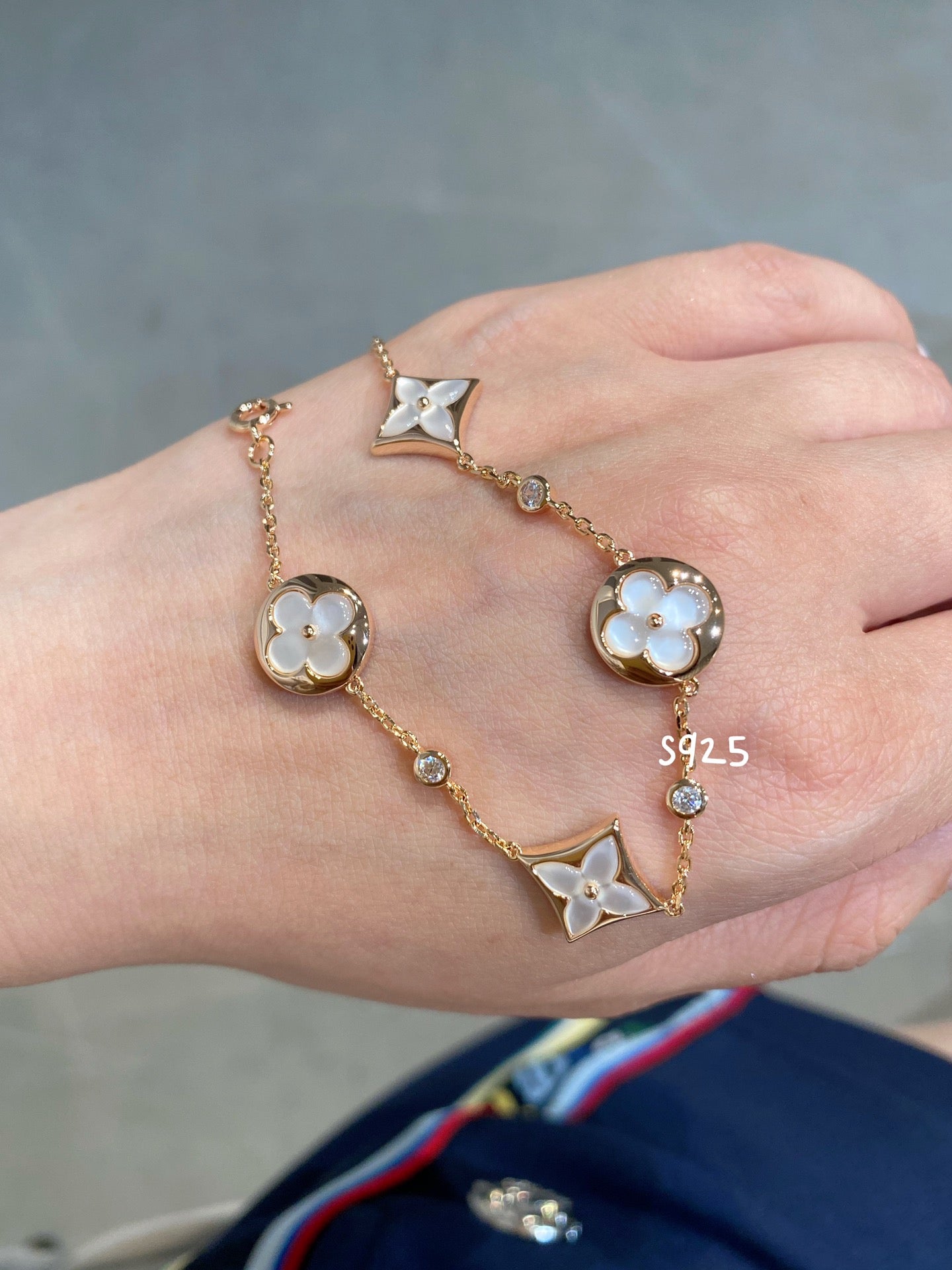 [Psychic Jewelrys]STAR AND SUN 4 MOTIF WHITE MOP PINK GOLD BRACELET