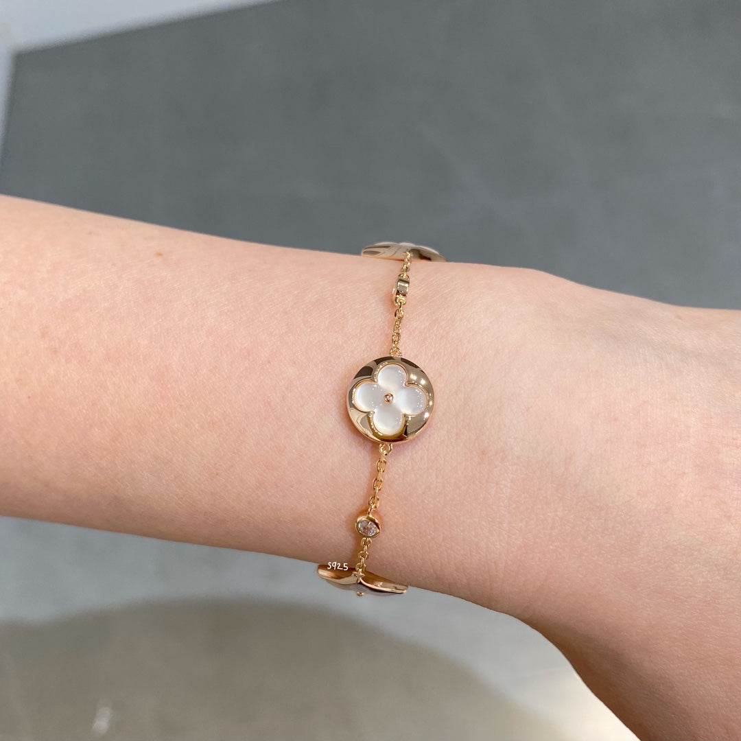 [Psychic Jewelrys]STAR AND SUN 4 MOTIF WHITE MOP PINK GOLD BRACELET