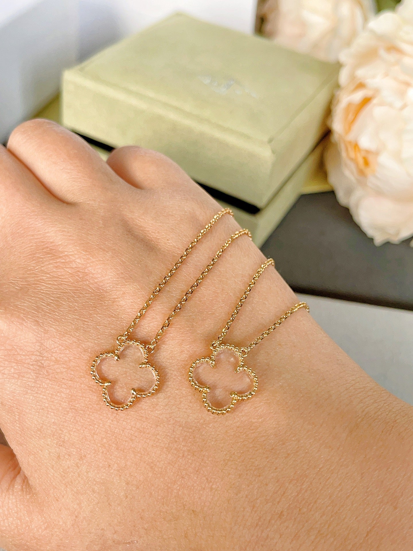 [Psychic Jewelrys]CLOVER ROCK CRYSTAL ROSE GOLD NECKLACE