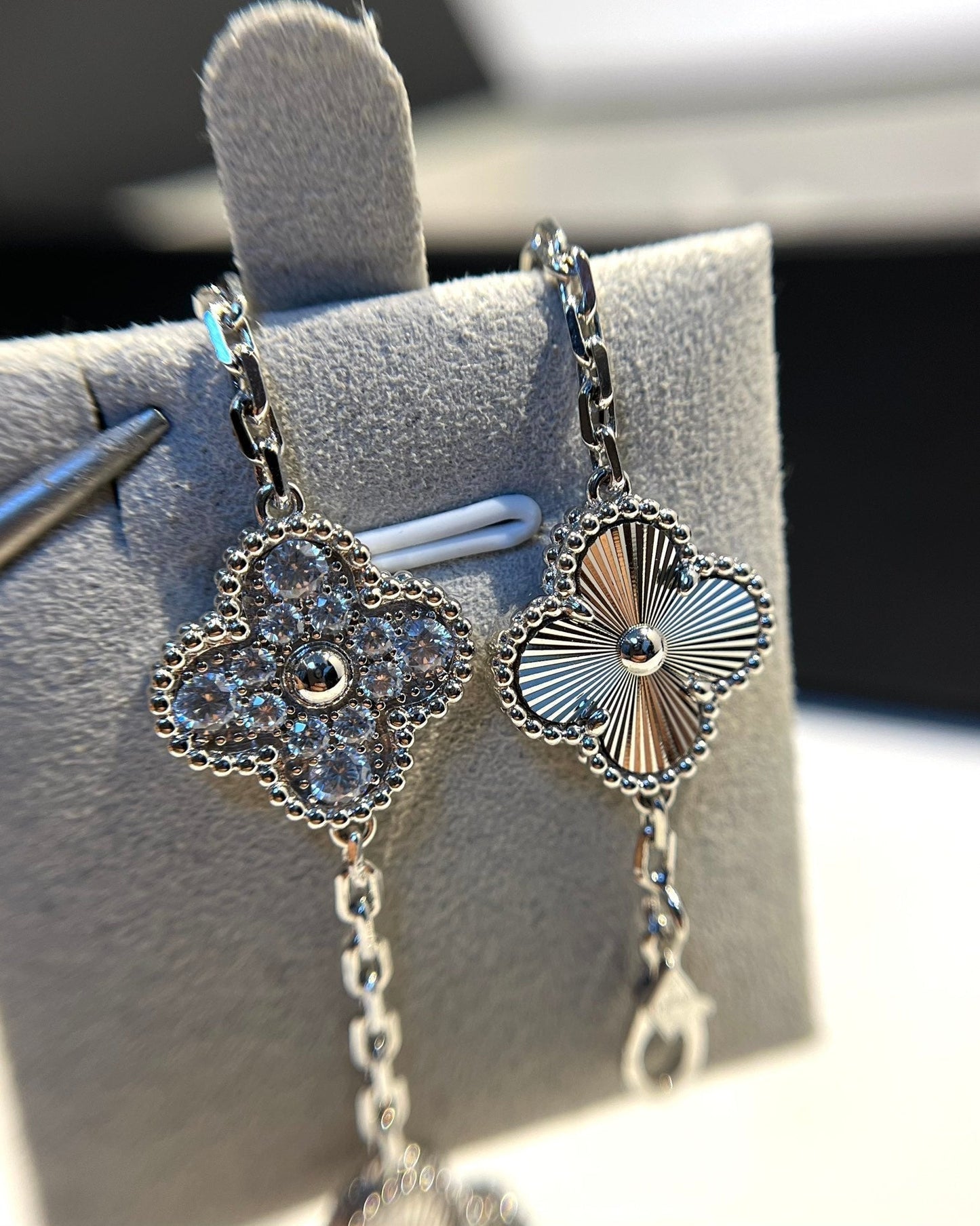 [Psychic Jewelrys]CLOVER 5 MOTIF SILVER DIAMOND BRACELET