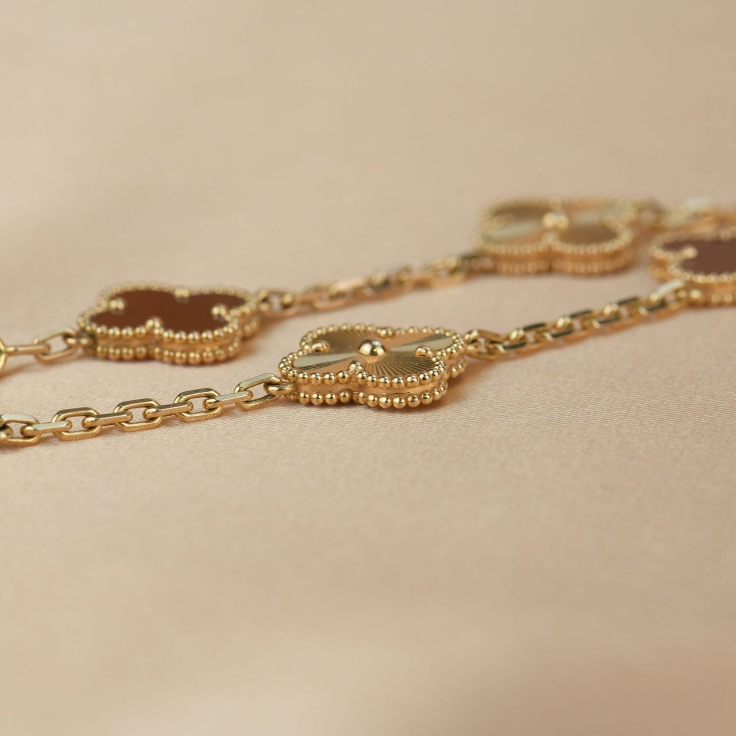 [Psychic Jewelrys]CLOVER  5 MOTIFS CARNELIAN GOLD BRACELET