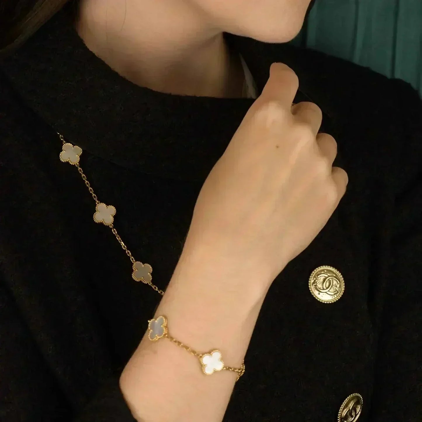 [Psychic Jewelrys]CLOVER  5 MOTIF WHITE MOP BRACELET