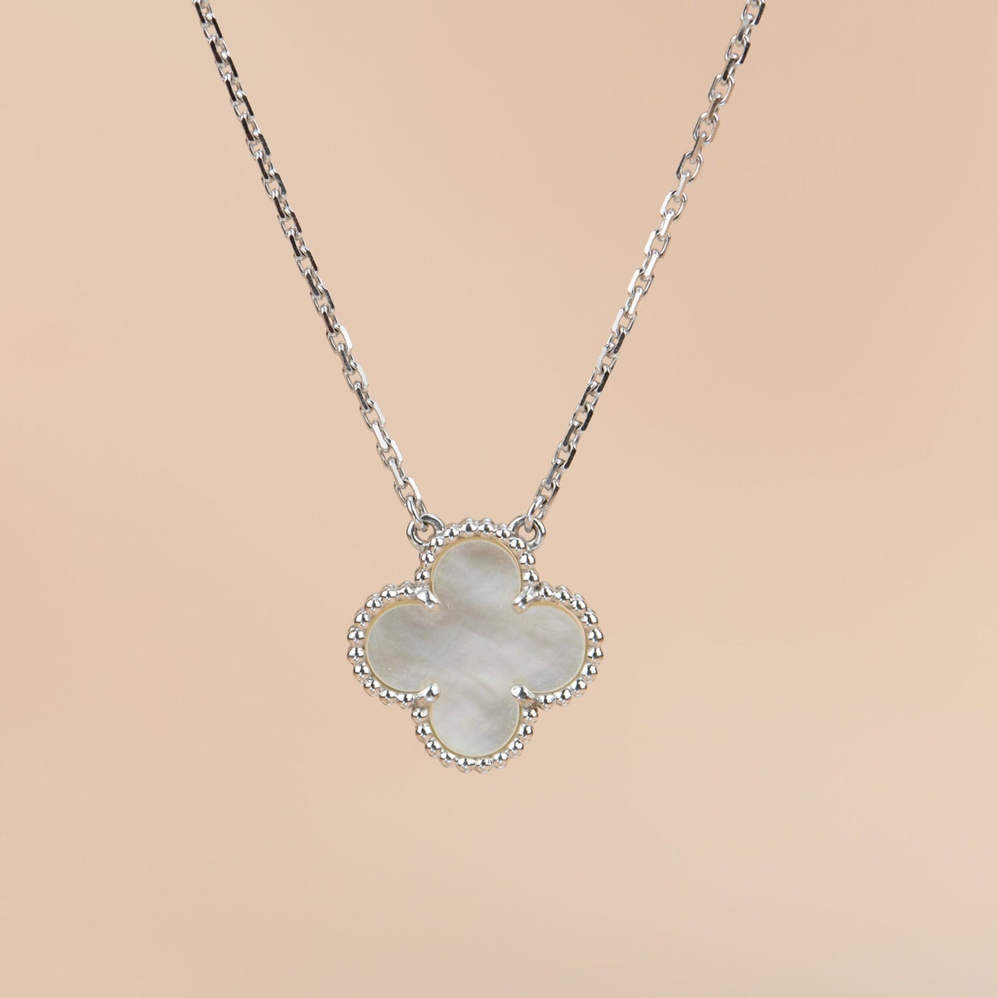 [Psychic Jewelrys]CLOVER  15MM WHITE MOTHER-OF-PEARL SILVER