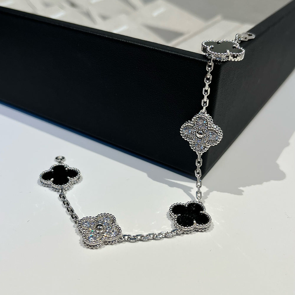 [Psychic Jewelrys]CLOVER 5 MOTIF ONYXS DIAMOND BRACELET SILVER