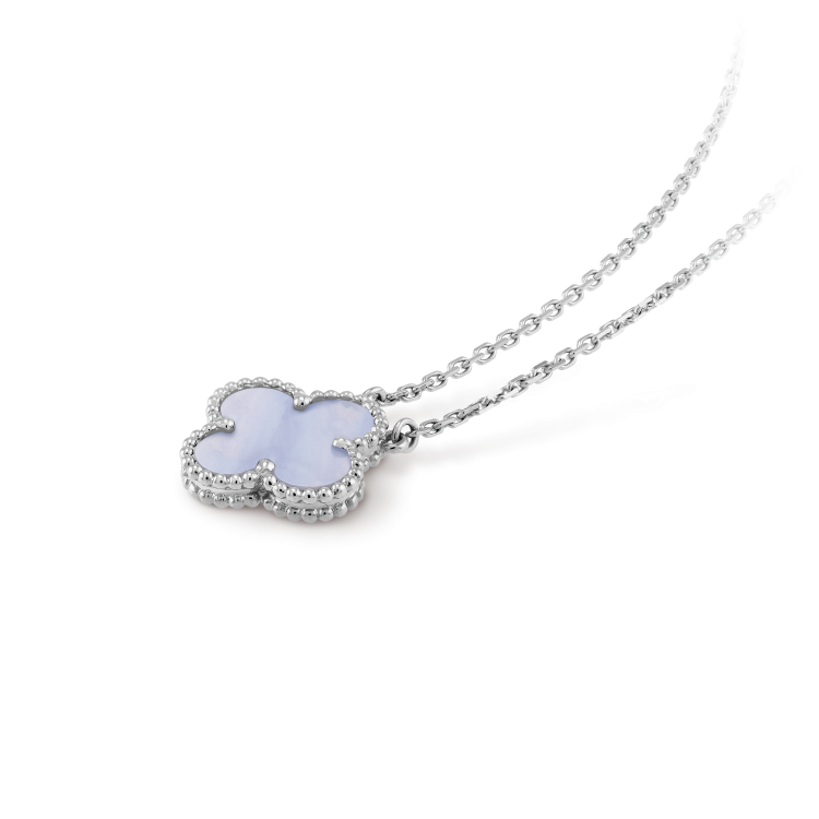 [Psychic Jewelrys]CLOVER 15MM BLUE CHALCEDONY NECKLACE SILVER