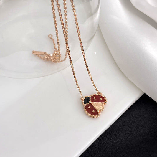 [Psychic Jewelrys]LUCKY  CARNELIANS LADYBUG NECKLACE