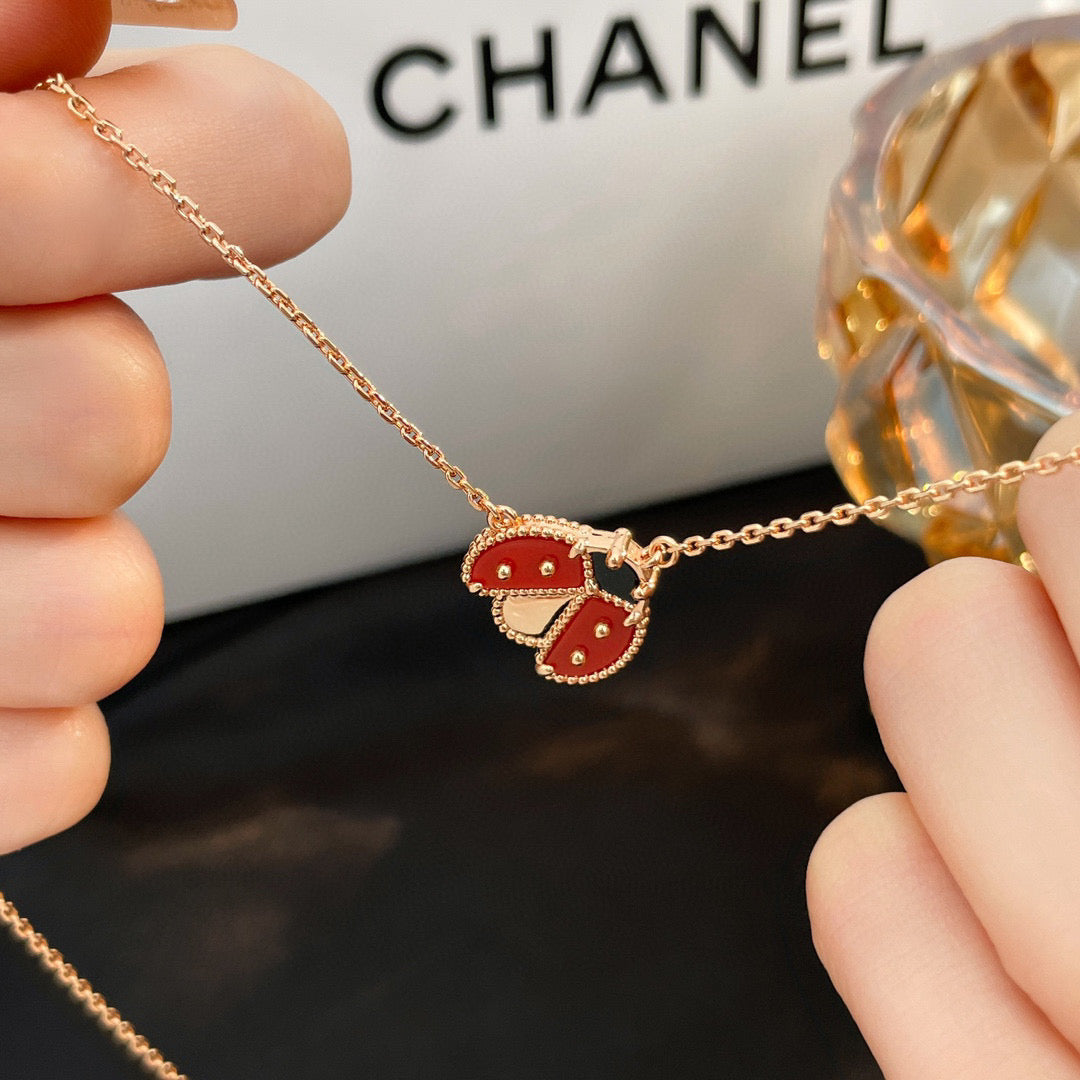 [Psychic Jewelrys]LUCKY  CARNELIANS LADYBUG NECKLACE