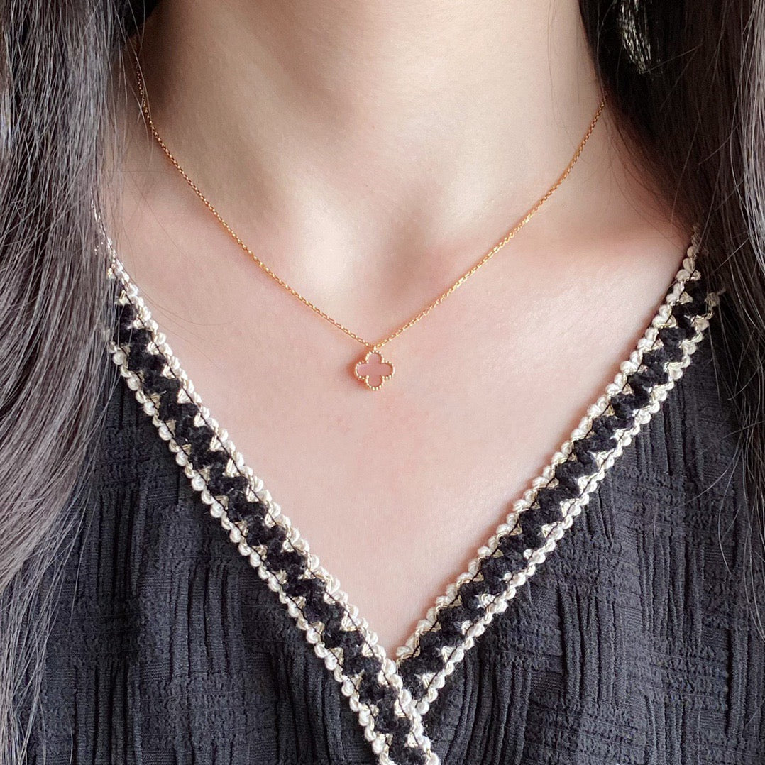 [Psychic Jewelrys]CLOVER 15MM PINK MOTHER-OF-PEARL SINGLE FLOWER NECKLACE