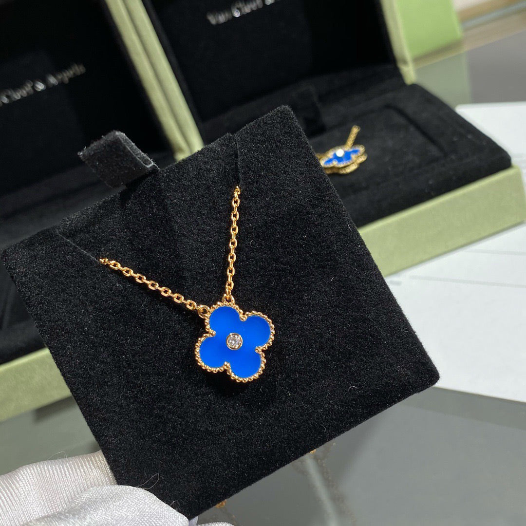 [Psychic Jewelrys]CLOVER 15MM DIAMOND AND BLUE AGATE NECKLACE