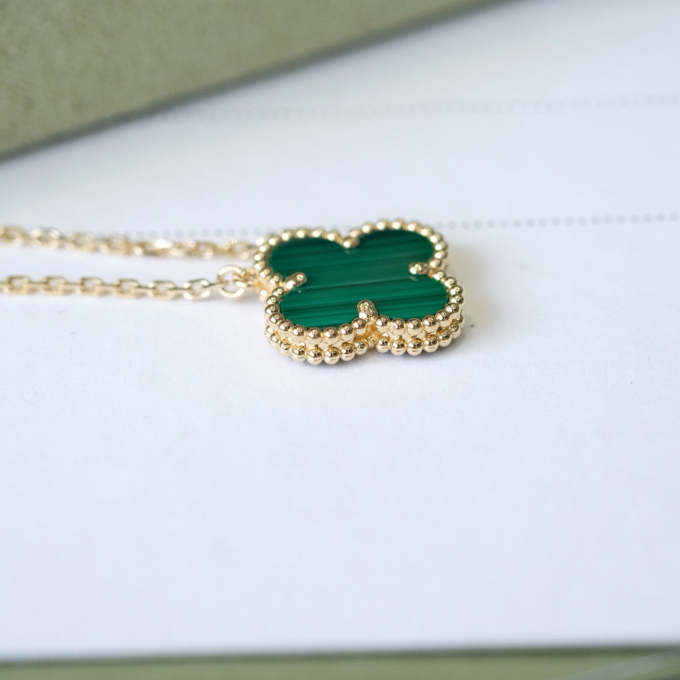 [Psychic Jewelrys]CLOVER 15MM MALACHITE SINGLE FLOWER  NECKLACE