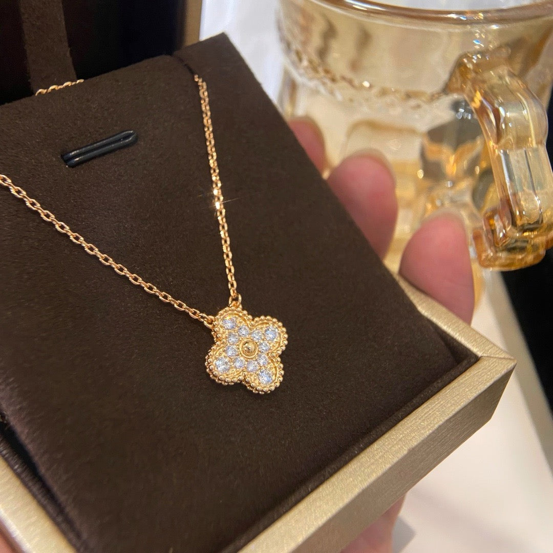 [Psychic Jewelrys]CLOVER 15MM DIAMOND SINGLE FLOWER NECKLACE