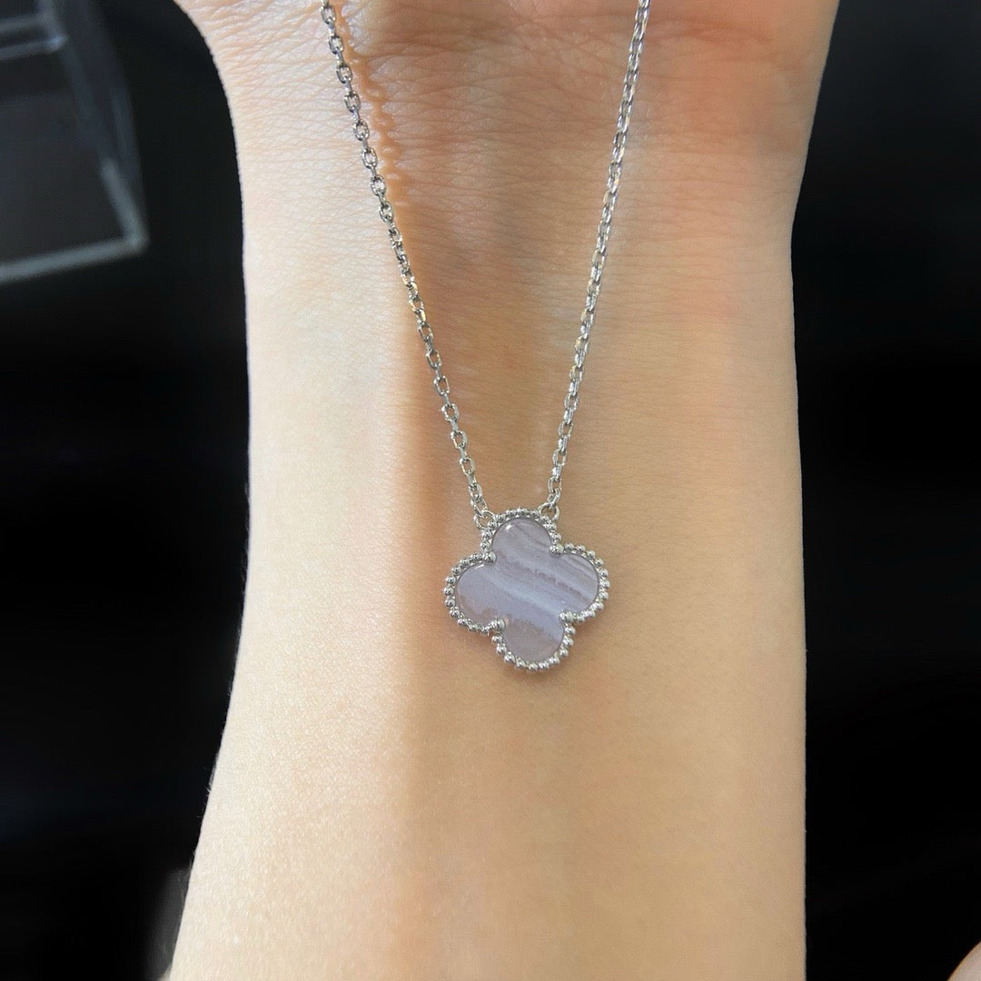 [Psychic Jewelrys]CLOVER 15MM BLUE CHALCEDONY NECKLACE SILVER