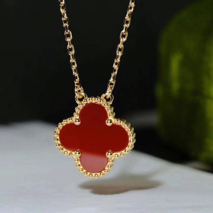 [Psychic Jewelrys]CLOVER 15MM CARNELIAN SINGLE FLOWER NECKLACE